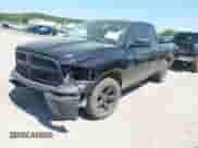 2021 Ram 1500 Express z VIN 1C6RR7FG6MS569401, wystawiony jako IAAI lot #43069535 z przebiegiem 119 087 mil mil oraz . Historia ofert i sprzedaży dostępna na DreamBid. Obrazek 2.