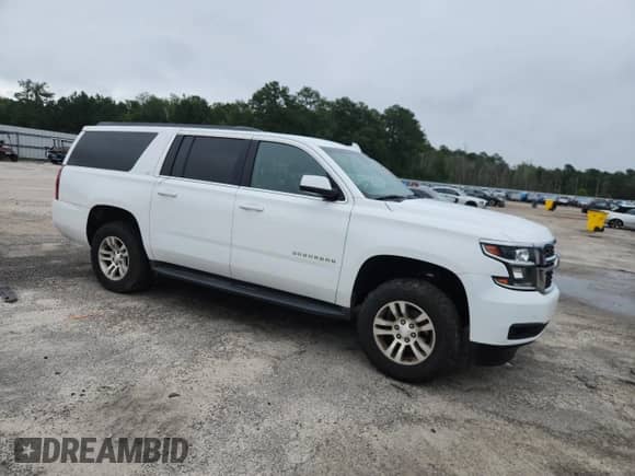 2017 Chevrolet Suburban LT с VIN 1GNSKHKC9HR167741, выставлен на аукционе Copart как лот 63812755 с пробегом Не указан миль и Списание • Salvage title. История ставок и продаж доступна на DreamBid. Изображение 4.