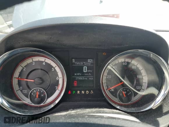 2016 Dodge Grand Caravan SXT with VIN 2C4RDGCG5GR367103, listed as a Copart auction lot 70564655 with 179,869 mi miles and Salvage title. Bid and sale history available at DreamBid. Image 9.