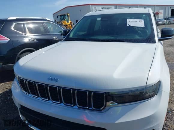 2022 Jeep Grand Cherokee Limited with VIN 1C4RJKBG8N8616323, listed as a IAAI auction lot 41958235 with 41,368 mi miles and . Bid and sale history available at DreamBid. Image 13.