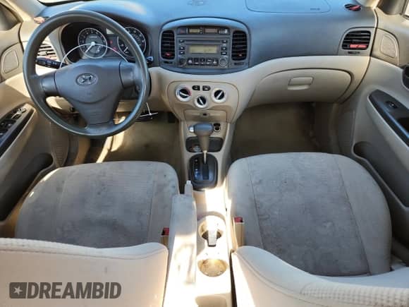 2006 Hyundai Accent GLS z VIN KMHCN46C36U040755, wystawiony jako Copart lot #86664095 z przebiegiem 226 111 mil mil oraz Szkoda całkowita • Salvage title. Historia ofert i sprzedaży dostępna na DreamBid. Obrazek 8.