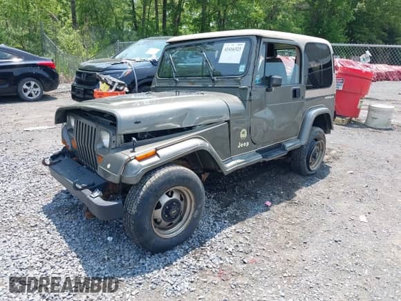 1991 Jeep Wrangler с VIN 2J4FY49S2MJ151926, выставлен на аукционе IAAI как лот 42416323 с пробегом 89 013 миль миль и . История ставок и продаж доступна на DreamBid. Изображение 2.