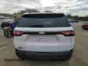 2021 Chevrolet Traverse LS z VIN 1GNERFKW3MJ108863, wystawiony jako Copart lot #69929665 z przebiegiem 56 413 mil mil oraz Szkoda całkowita • Salvage title. Historia ofert i sprzedaży dostępna na DreamBid. Obrazek 6.