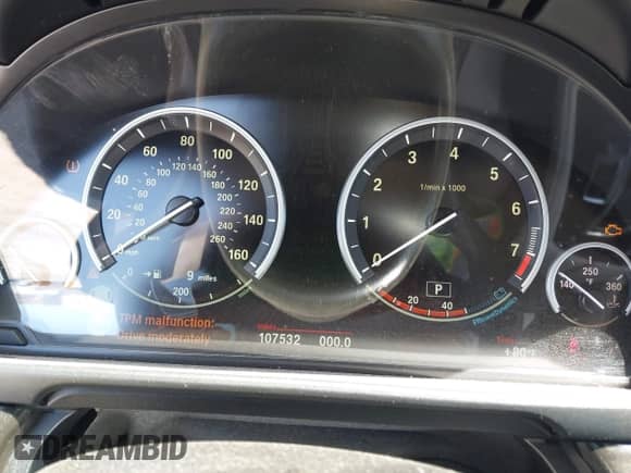 2011 BMW 5 Series 550i с VIN WBAFR9C52BDV58193, выставлен на аукционе IAAI как лот 42855199 с пробегом 107 532 миль миль и . История ставок и продаж доступна на DreamBid. Изображение 7.