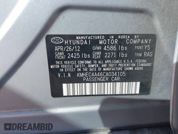 2012 Hyundai Sonata Hybrid z VIN KMHEC4A46CA034105, wystawiony jako IAAI lot #43371665 z przebiegiem 159 568 mil mil oraz . Historia ofert i sprzedaży dostępna na DreamBid. Obrazek 9.