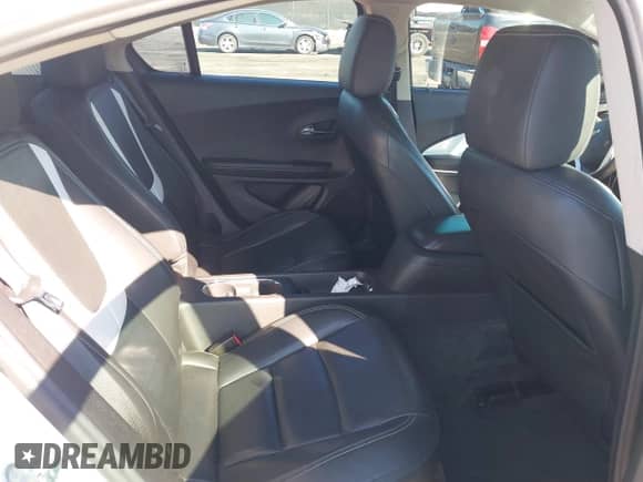 2012 Chevrolet Volt z VIN 1G1RD6E43CU103493, wystawiony jako IAAI lot #43487944 z przebiegiem 181 366 mil mil oraz . Historia ofert i sprzedaży dostępna na DreamBid. Obrazek 8.