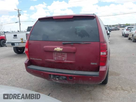 2011 Chevrolet Suburban LT with VIN 1GNSCJE0XBR355603, listed as a IAAI auction lot 42555932 with 240,213 mi miles and . Bid and sale history available at DreamBid. Image 14.