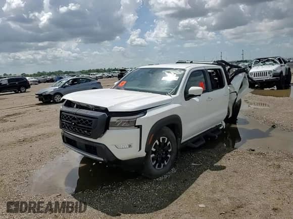 2022 Nissan Frontier Pro-X z VIN 1N6ED1EJ8NN675913, wystawiony jako Copart lot #62930635 z przebiegiem 35 858 mil mil oraz Szkoda całkowita • Salvage title. Historia ofert i sprzedaży dostępna na DreamBid. Obrazek 13.