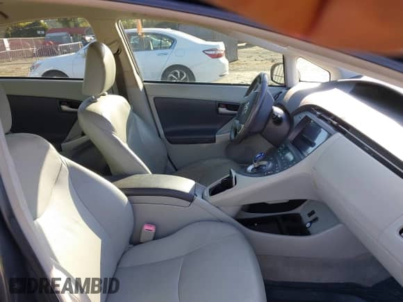 2011 Toyota Prius I with VIN JTDKN3DU0B1409511, listed as a IAAI auction lot 43078198 with 152,966 mi miles and . Bid and sale history available at DreamBid. Image 5.