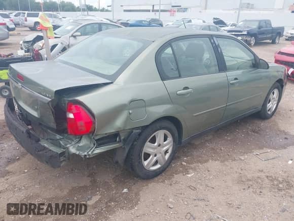 2006 Chevrolet Malibu 1FL z VIN 1G1ZS51886F101403, wystawiony jako IAAI lot #42598170 z przebiegiem Nie podano mil oraz . Historia ofert i sprzedaży dostępna na DreamBid. Obrazek 4.