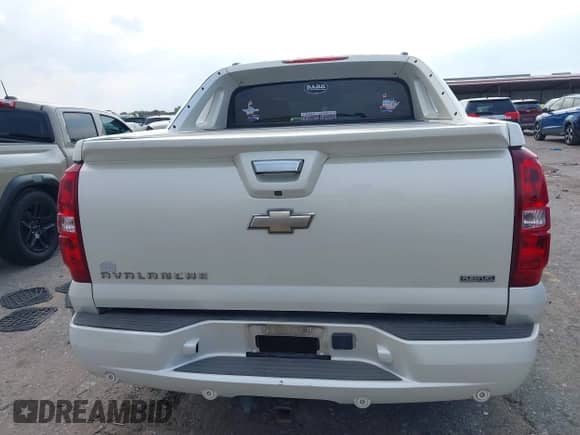 2008 Chevrolet Avalanche 2LT with VIN 3GNEC12048G189430, listed as a IAAI auction lot 43082981 with 185,912 mi miles and . Bid and sale history available at DreamBid. Image 16.