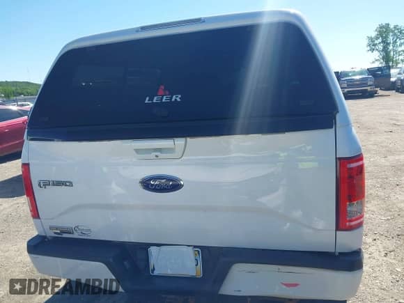 2017 Ford F-150 XL z VIN 1FTEX1EP7HKD31476, wystawiony jako IAAI lot #42297459 z przebiegiem 101 421 mil mil oraz . Historia ofert i sprzedaży dostępna na DreamBid. Obrazek 17.