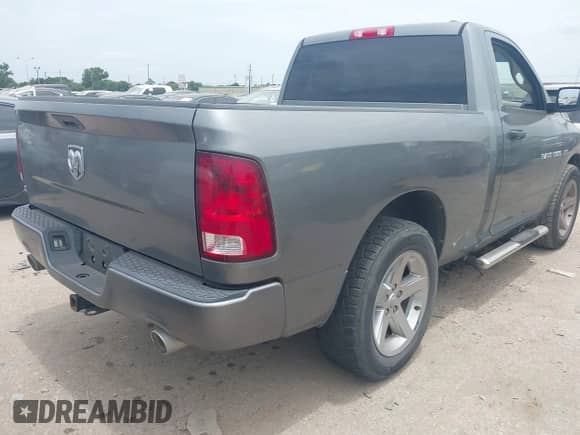 2012 Ram 1500 Express с VIN 3C6JD6AT3CG261294, выставлен на аукционе IAAI как лот 42761298 с пробегом 117 477 миль миль и . История ставок и продаж доступна на DreamBid. Изображение 4.