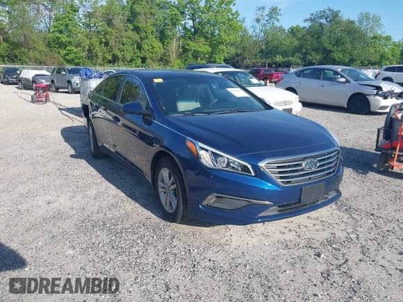 2016 Hyundai Sonata SE with VIN 5NPE24AF9GH393049, listed as a IAAI auction lot 42275010 with 124,351 mi miles and . Bid and sale history available at DreamBid. Image 1.