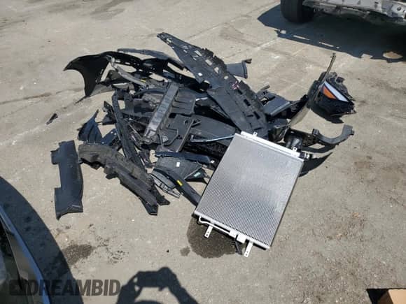 2025 Hyundai Elantra Limited with VIN KMHLN4DJ0SU134958, listed as a Copart auction lot 70515935 with 6,822 mi miles and Salvage title. Bid and sale history available at DreamBid. Image 12.