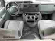 2010 Ford Econoline Cargo Commercial z VIN 1FTNS2EL0ADA54116, wystawiony jako Copart lot #55942025 z przebiegiem 54 210 mil mil oraz Szkoda całkowita • Salvage title. Historia ofert i sprzedaży dostępna na DreamBid. Obrazek 8.