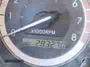 2005 Toyota Sienna XLE z VIN 5TDZA22CX5S385157, wystawiony jako IAAI lot #41622454 z przebiegiem 283 270 mil mil oraz . Historia ofert i sprzedaży dostępna na DreamBid. Obrazek 12.