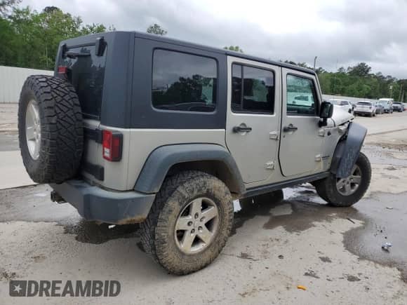 2007 Jeep Wrangler Unlimited Rubicon with VIN 1J4GA69167L190996, listed as a Copart auction lot 51627285 with Not provided miles and Salvage title. Bid and sale history available at DreamBid. Image 3.