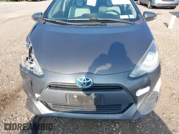 2015 Toyota Prius One z VIN JTDKDTB39F1096378, wystawiony jako IAAI lot #42947064 z przebiegiem 174 105 mil mil oraz . Historia ofert i sprzedaży dostępna na DreamBid. Obrazek 12.
