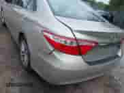 2016 Toyota Camry LE z VIN 4T1BD1FK9GU178077, wystawiony jako IAAI lot #42881844 z przebiegiem 264 207 mil mil oraz . Historia ofert i sprzedaży dostępna na DreamBid. Obrazek 6.