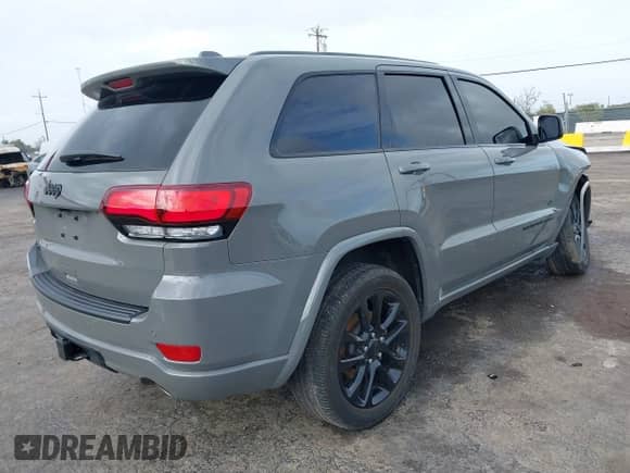 2021 Jeep Grand Cherokee Laredo X with VIN 1C4RJFAG3MC678684, listed as a IAAI auction lot 41209905 with 38,964 mi miles and . Bid and sale history available at DreamBid. Image 4.