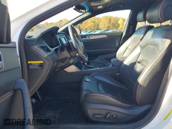 2015 Hyundai Sonata Limited with VIN 5NPE34AB5FH202381, listed as a Copart auction lot 87359545 with 64,697 mi miles and Clean title. Bid and sale history available at DreamBid. Image 7.