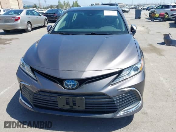2021 Toyota Camry Hybrid XLE with VIN 4T1F31AK9MU560049, listed as a IAAI auction lot 42211169 with 182,185 mi miles and . Bid and sale history available at DreamBid. Image 13.