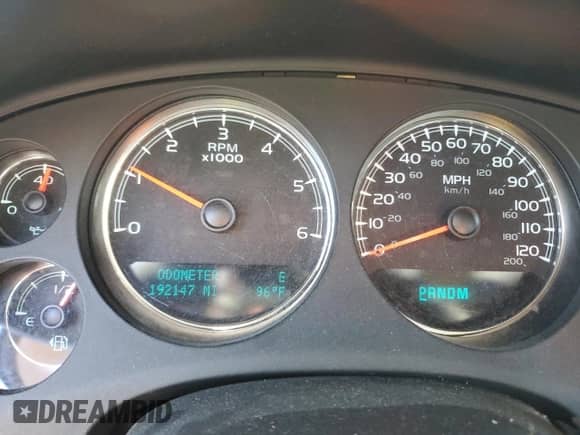 2013 Chevrolet Suburban LT z VIN 1GNSCJE06DR100546, wystawiony jako Copart lot #86519335 z przebiegiem 192 147 mil mil oraz Szkoda całkowita • Salvage title. Historia ofert i sprzedaży dostępna na DreamBid. Obrazek 9.