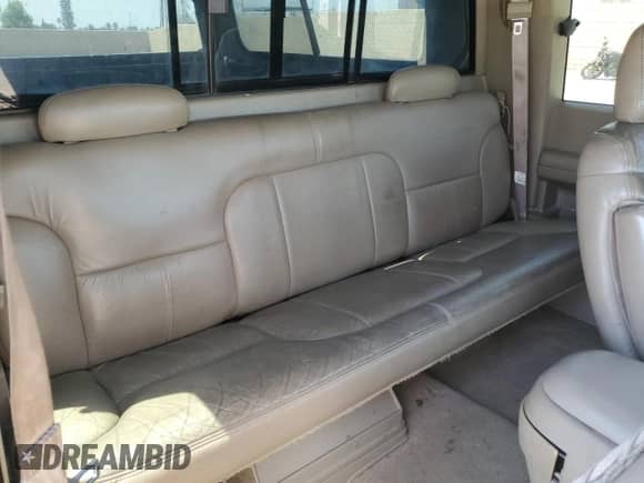 1998 Chevrolet Silverado 1500 z VIN 2GCEK19R0W1158312, wystawiony jako Copart lot #68561985 z przebiegiem 196 500 mil mil oraz Szkoda całkowita • Salvage title. Historia ofert i sprzedaży dostępna na DreamBid. Obrazek 10.