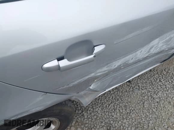 2006 Hyundai Sonata GLS z VIN 5NPEU46F16H037115, wystawiony jako IAAI lot #42852552 z przebiegiem 95 173 mil mil oraz . Historia ofert i sprzedaży dostępna na DreamBid. Obrazek 18.