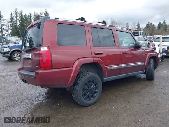 2007 Jeep Commander Limited with VIN 1J8HG58P77C573878, listed as a IAAI auction lot 41843633 with 154,584 mi miles and . Bid and sale history available at DreamBid. Image 4.