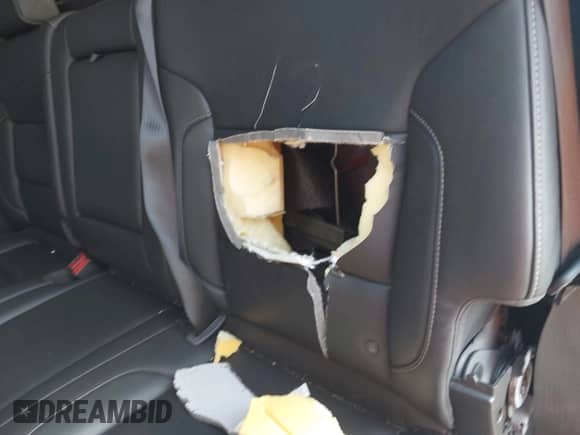 2018 GMC Sierra 1500 SLT z VIN 3GTP1NEC7JG332428, wystawiony jako IAAI lot #43496885 z przebiegiem Nie podano mil oraz . Historia ofert i sprzedaży dostępna na DreamBid. Obrazek 21.