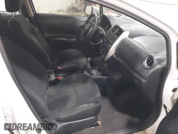 2015 Nissan Note S with VIN 3N1CE2CP1FL351775, listed as a IAAI auction lot 41556716 with 142,054 mi miles and . Bid and sale history available at DreamBid. Image 5.