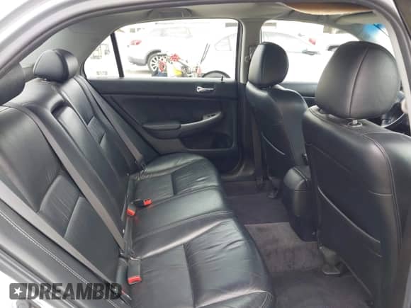 2006 Honda Accord EX-L z VIN 1HGCM66836A046718, wystawiony jako IAAI lot #43358403 z przebiegiem 178 855 mil mil oraz . Historia ofert i sprzedaży dostępna na DreamBid. Obrazek 8.