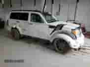 2009 Dodge Nitro SXT с VIN 1D8GU28K29W537808, выставлен на аукционе Copart как лот 79430014 с пробегом Не указан миль и Списание • Salvage title. История ставок и продаж доступна на DreamBid. Изображение 4.