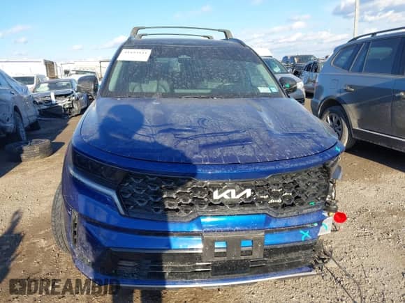 2023 Kia Sorento X-Line SX Prestige with VIN 5XYRKDLF3PG196545, listed as a IAAI auction lot 41453533 with 11,676 mi miles and . Bid and sale history available at DreamBid. Image 12.