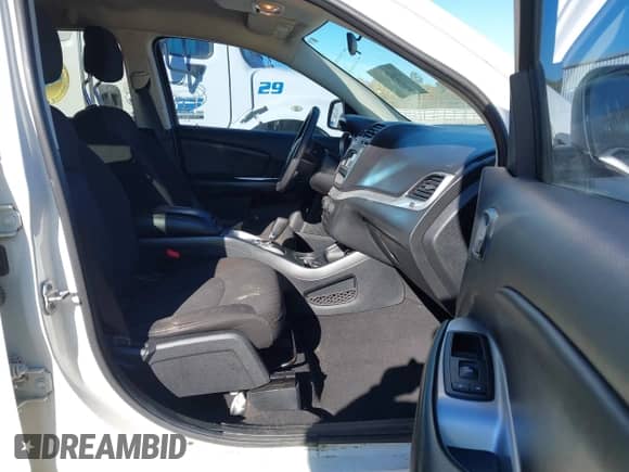 2015 Dodge Journey SXT with VIN 3C4PDCBG2FT610525, listed as a IAAI auction lot 43472744 with 195,078 mi miles and . Bid and sale history available at DreamBid. Image 5.