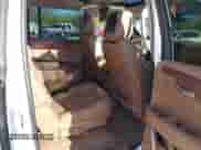 2016 Cadillac Escalade ESV Platinum с VIN 1GYS4KKJ6GR257095, выставлен на аукционе IAAI как лот 42335850 с пробегом 199 119 миль миль и . История ставок и продаж доступна на DreamBid. Изображение 8.