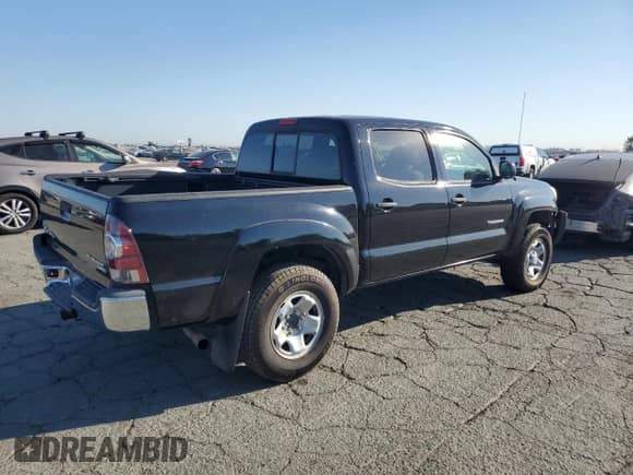 2011 Toyota Tacoma z VIN 5TFJX4GN4BX003664, wystawiony jako Copart lot #81633135 z przebiegiem 204 504 mil mil oraz Szkoda całkowita • Salvage title. Historia ofert i sprzedaży dostępna na DreamBid. Obrazek 3.