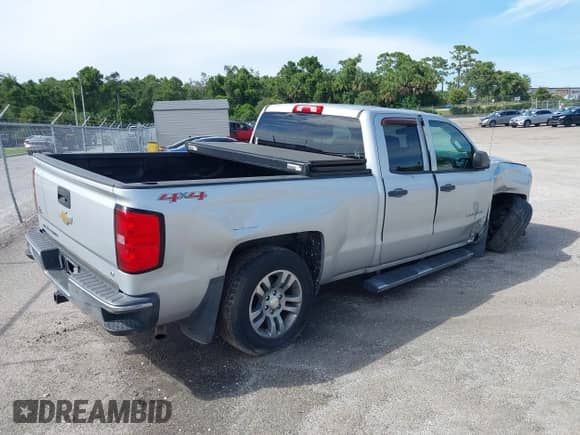 2014 Chevrolet Silverado 1500 LT с VIN 1GCVKRECXEZ157593, выставлен на аукционе IAAI как лот 42753172 с пробегом 181 668 миль миль и . История ставок и продаж доступна на DreamBid. Изображение 4.