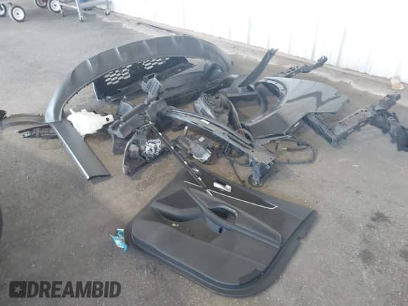 2020 Kia Sorento LX z VIN 5XYPG4A53LG619797, wystawiony jako IAAI lot #42724657 z przebiegiem 120 164 mil mil oraz . Historia ofert i sprzedaży dostępna na DreamBid. Obrazek 12.