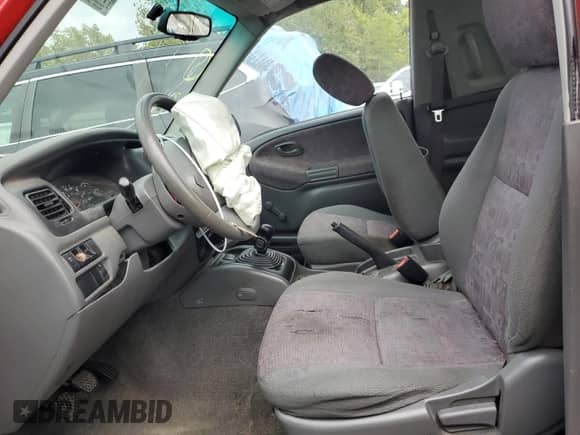 1999 Chevrolet Tracker с VIN 2CNBE1862X6931542, выставлен на аукционе Copart как лот 72216254 с пробегом 179 527 миль миль и Списание • Salvage title. История ставок и продаж доступна на DreamBid. Изображение 7.