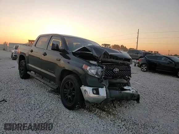 2021 Toyota Tundra SR5 with VIN 5TFEY5F17MX298958, listed as a Copart auction lot 84053745 with 135,809 mi miles and Salvage title. Bid and sale history available at DreamBid. Image 13.