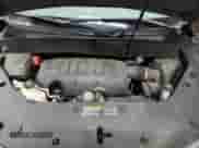 2014 Chevrolet Traverse LS z VIN 1GNKVFED5EJ125383, wystawiony jako Copart lot #65122485 z przebiegiem 105 448 mil mil oraz Czysty tytuł • Clean title. Historia ofert i sprzedaży dostępna na DreamBid. Obrazek 12.