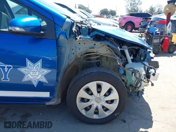 2014 Toyota Prius One with VIN JTDKDTB39E1060978, listed as a IAAI auction lot 42883241 with 217,398 mi miles and . Bid and sale history available at DreamBid. Image 18.