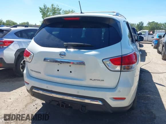 2015 Nissan Pathfinder SL with VIN 5N1AR2MN8FC696945, listed as a IAAI auction lot 43017581 with 100,603 mi miles and . Bid and sale history available at DreamBid. Image 16.