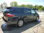 2017 Toyota Sienna XLE Auto Access Seat with VIN 5TDYZ3DC1HS890063, listed as a Copart auction lot 69876045 with 81,152 mi miles and Salvage title. Bid and sale history available at DreamBid. Image 3.