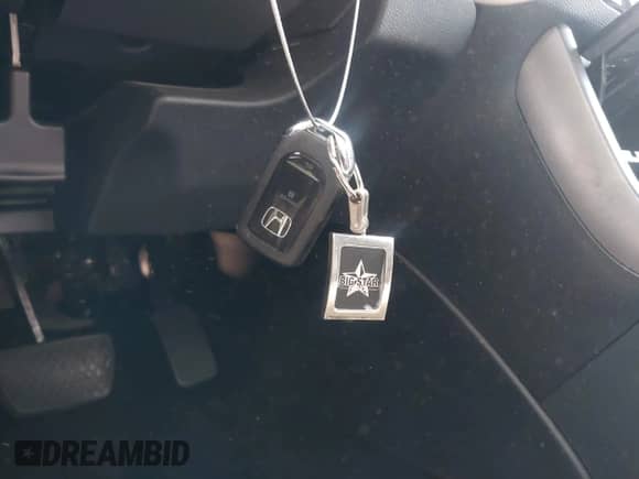 2016 Honda Accord Touring with VIN 1HGCT2B03GA004272, listed as a IAAI auction lot 43147634 with 28,839 mi miles and . Bid and sale history available at DreamBid. Image 11.