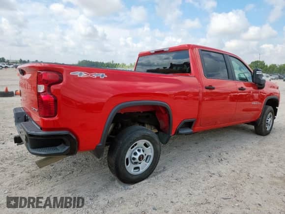 2025 Chevrolet Silverado 2500HD Custom z VIN 1GC4KME7XSF104407, wystawiony jako Copart lot #69369235 z przebiegiem 15 393 mil mil oraz Szkoda całkowita • Salvage title. Historia ofert i sprzedaży dostępna na DreamBid. Obrazek 3.