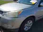 2011 Chevrolet Traverse LS z VIN 1GNKREED4BJ169627, wystawiony jako IAAI lot #43066864 z przebiegiem 197 828 mil mil oraz . Historia ofert i sprzedaży dostępna na DreamBid. Obrazek 6.